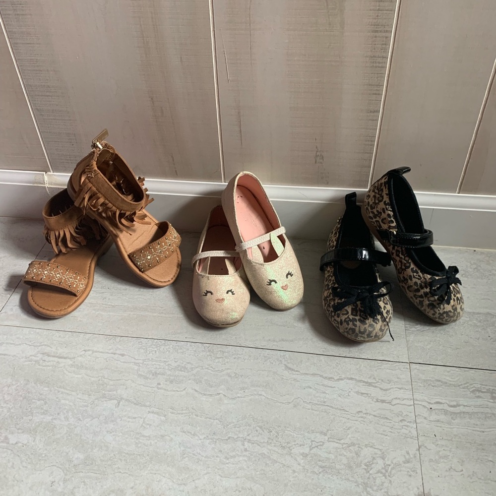 Little girls size 9 shoes